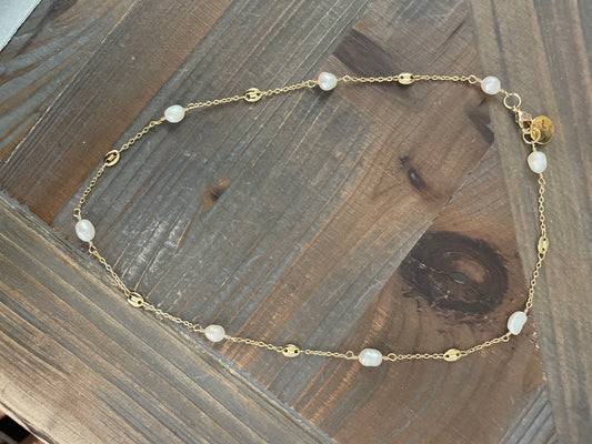 The Dainty Choker